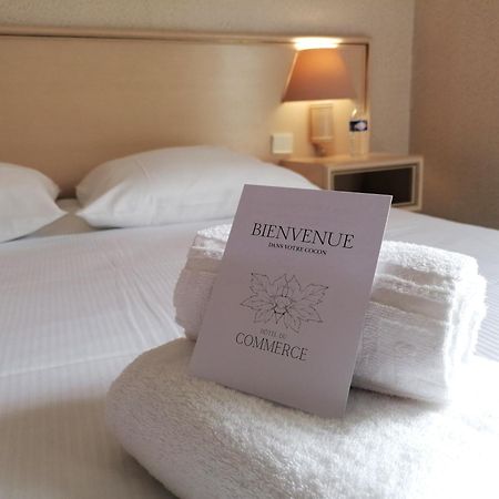 Hotel Restaurant Bar Du Commerce - Kb Hotel Group Tronget 외부 사진